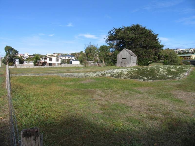 2 Elizabeth STREET, Bridport TAS 7262