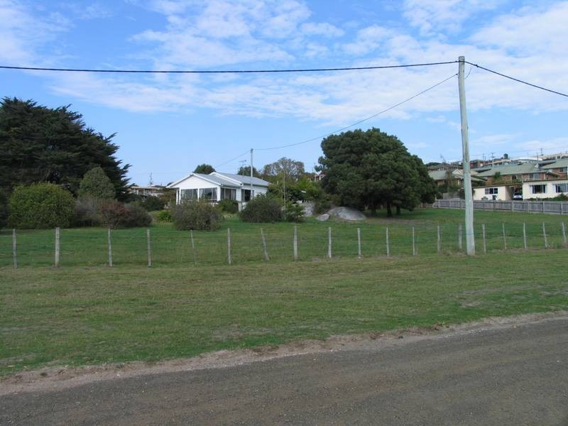 2 Elizabeth STREET, Bridport TAS 7262