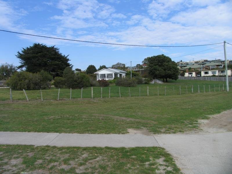 2 Elizabeth STREET, Bridport TAS 7262