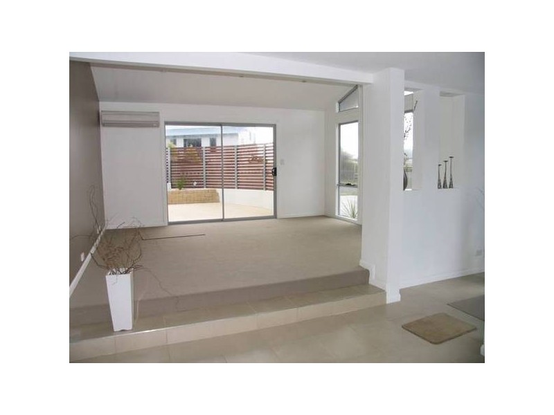 1/3 Murray Street, Bridport TAS 7262