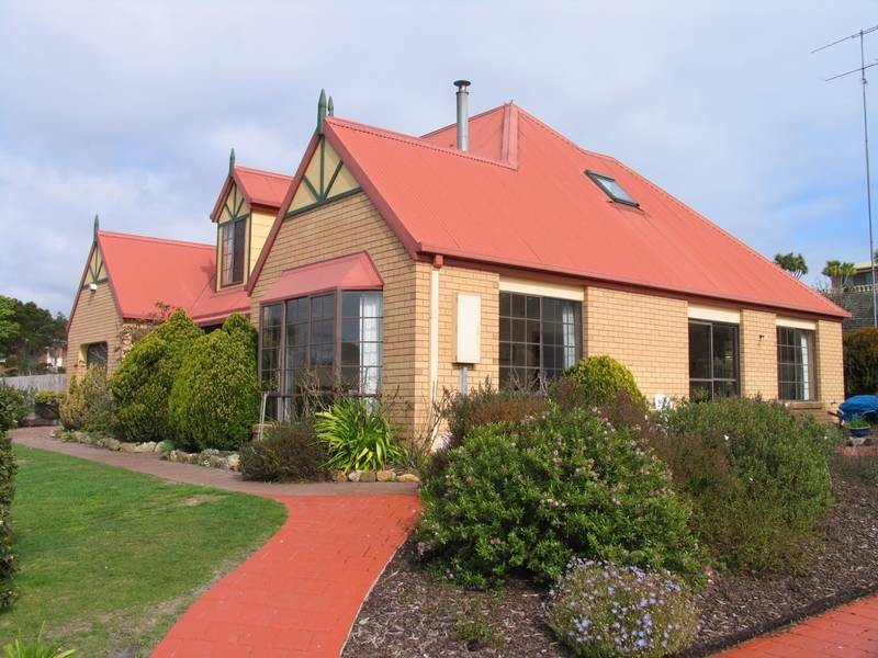 101 Westwood Street, Bridport TAS 7262