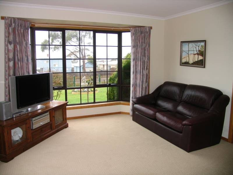 101 Westwood Street, Bridport TAS 7262