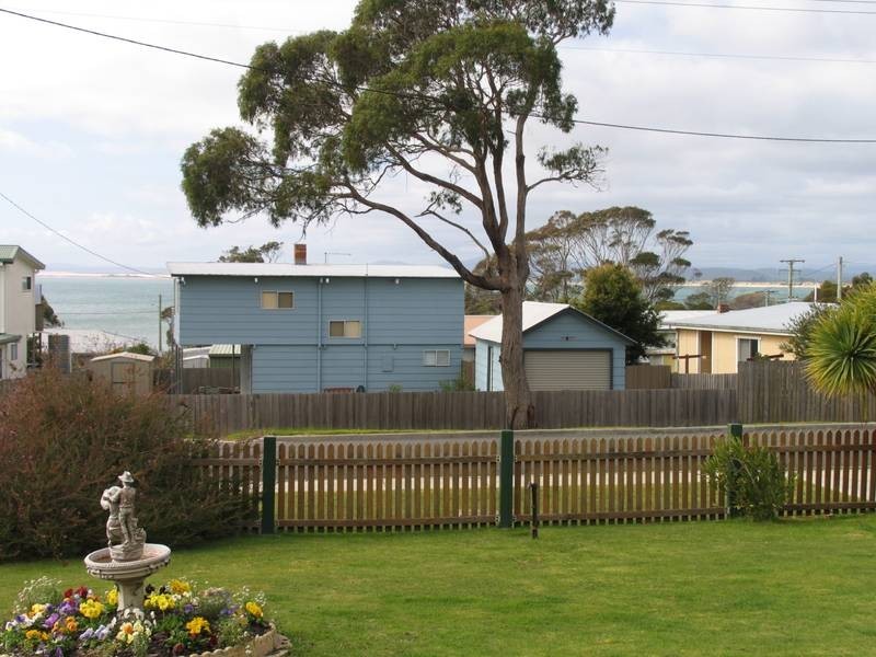 101 Westwood Street, Bridport TAS 7262