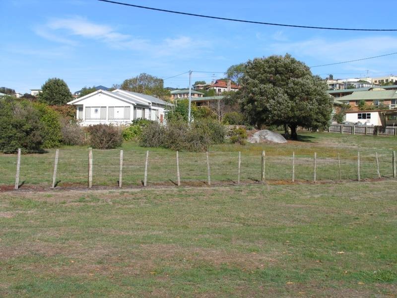 2 Elizabeth Street, Bridport TAS 7262