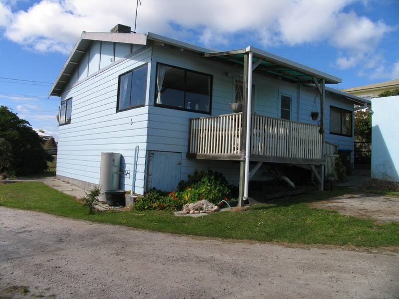 2 Henry Street, Bridport TAS 7262