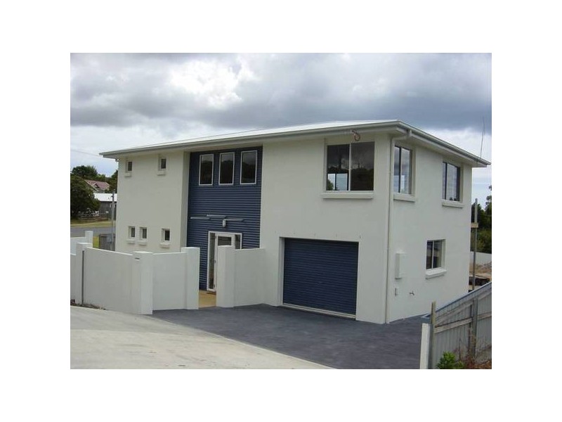 1/10-12 Main, Bridport TAS 7262