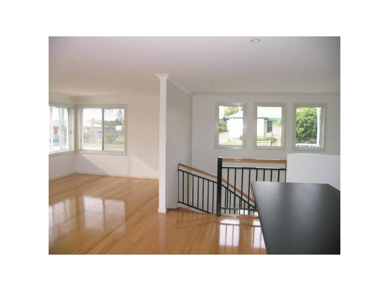 1/10-12 Main, Bridport TAS 7262