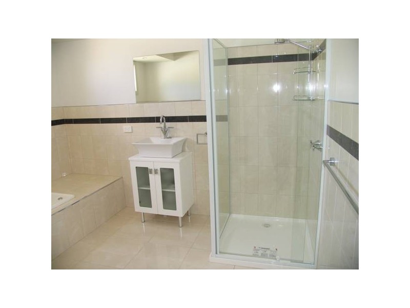 1/10-12 Main, Bridport TAS 7262