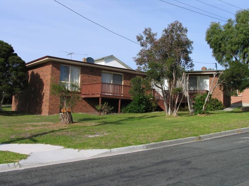 5 Charles Street, Bridport TAS 7262