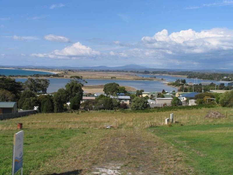 Emma Street, Bridport TAS 7262