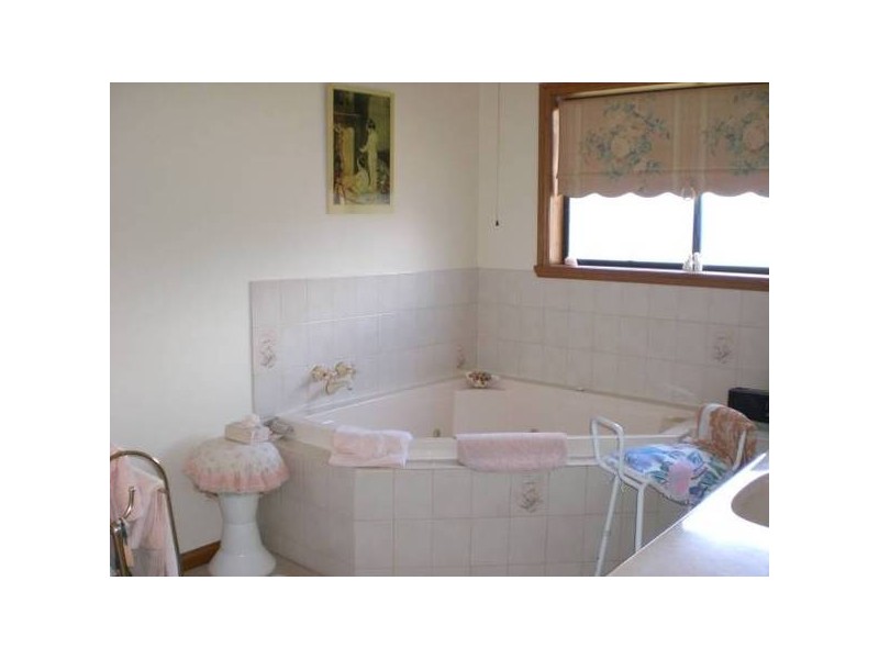 24 Charles Street, Bridport TAS 7262