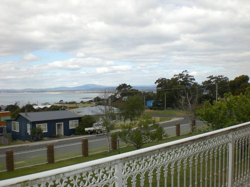 29 – 31 Walter Street, Bridport TAS 7262