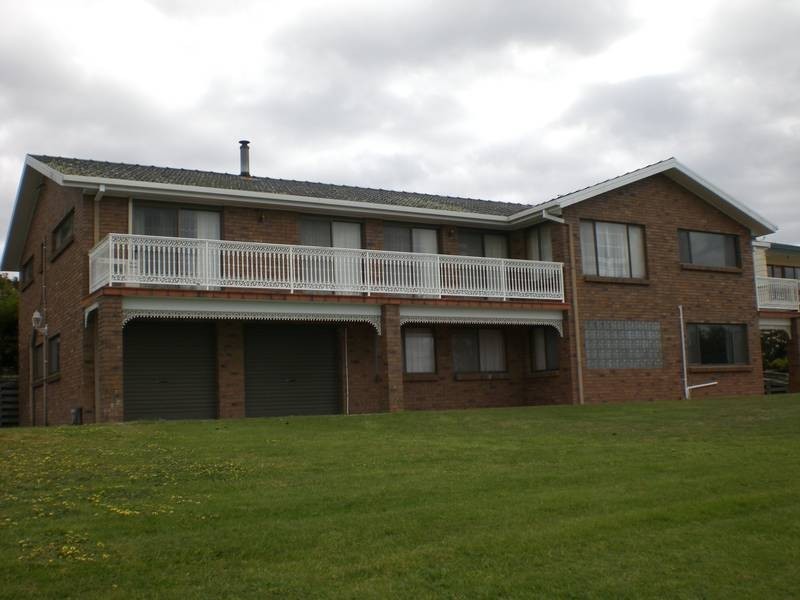 29 – 31 Walter Street, Bridport TAS 7262