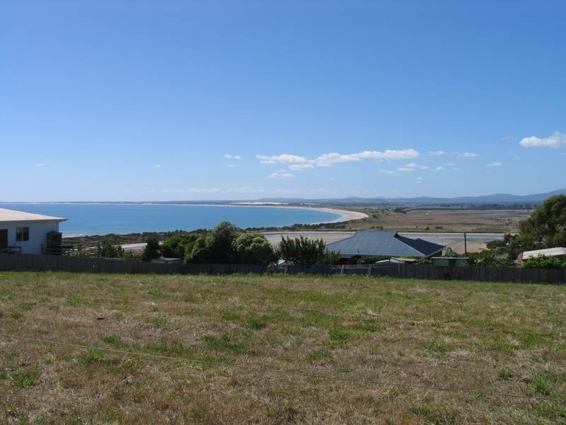 5 Flinders Lane, Bridport TAS 7262