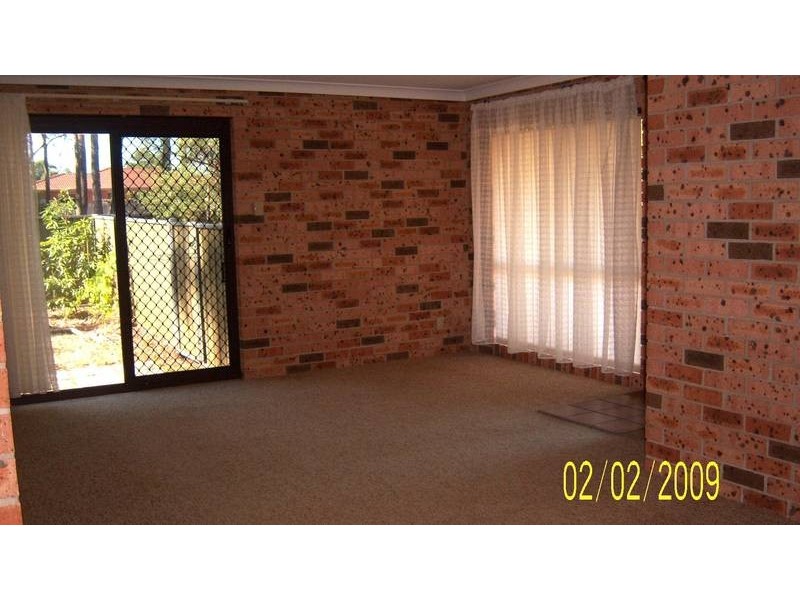 1/5 David Place, Bomaderry NSW 2541