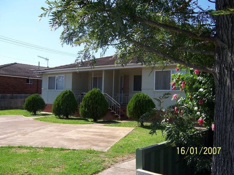 4/6 McGrath Avenue, Nowra NSW 2541