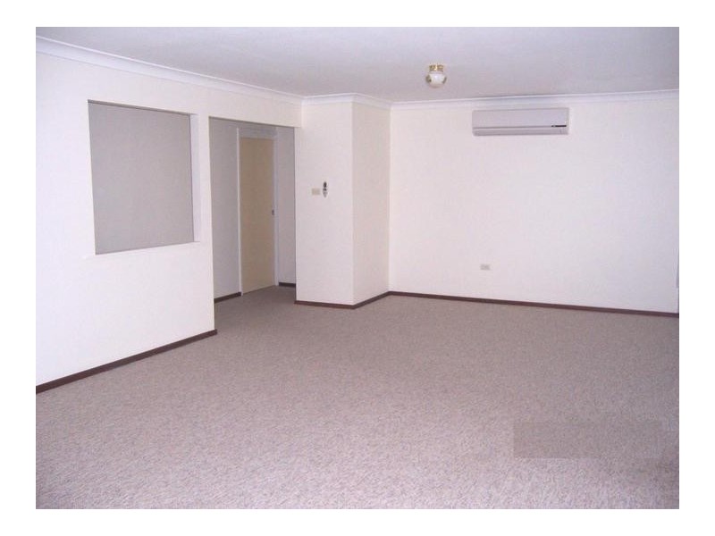 21 Castle Glen, North Nowra NSW 2541