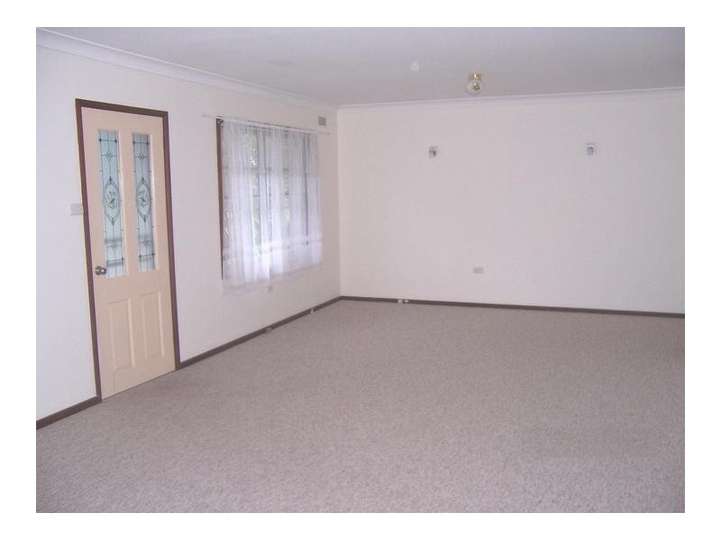 21 Castle Glen, North Nowra NSW 2541