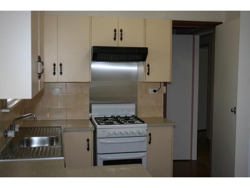 21 Young Avenue, Nowra NSW 2541