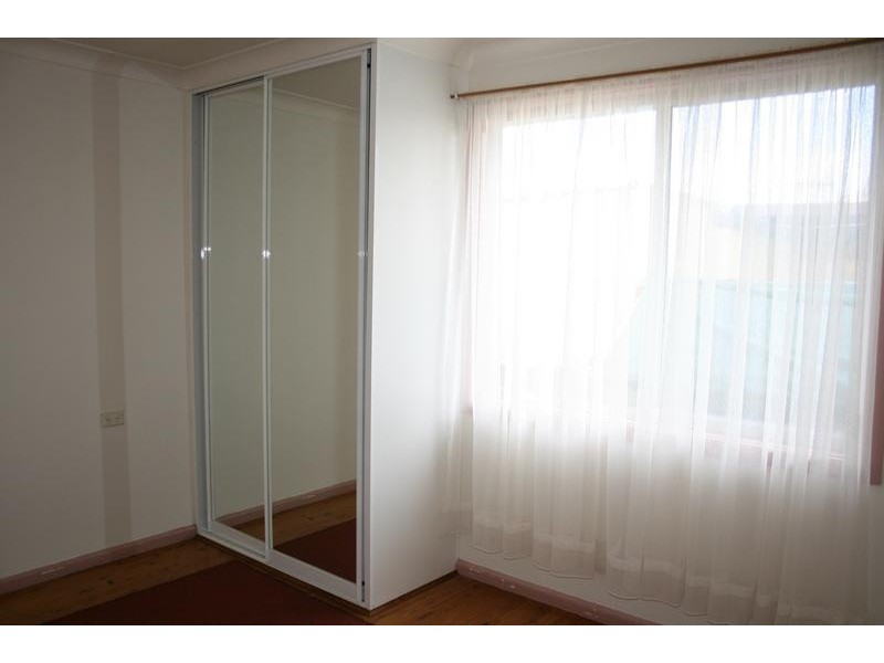 21 Young Avenue, Nowra NSW 2541