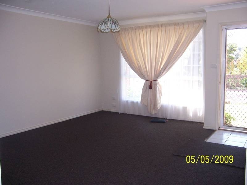5/6 Regent Place, Bomaderry NSW 2541