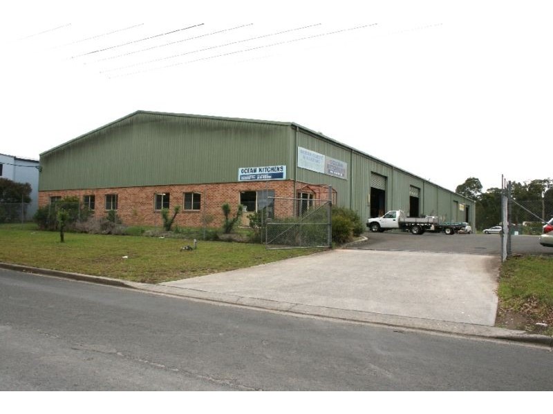 2/1 Bellevue Street, Nowra NSW 2541