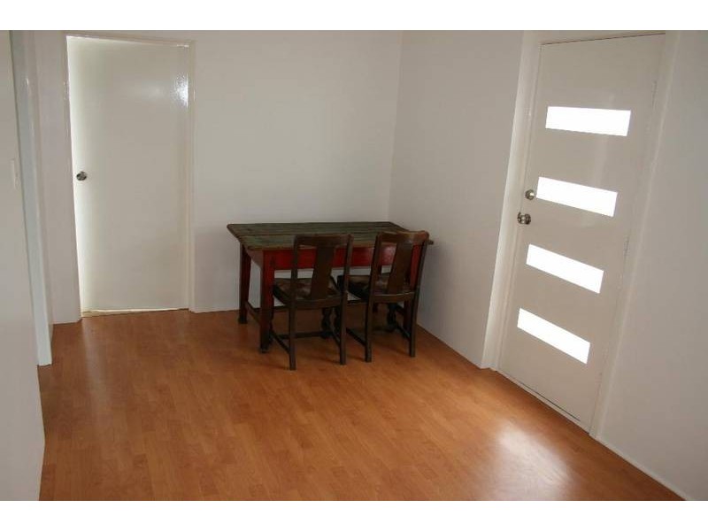 10 West Street, Greenwell Point NSW 2540
