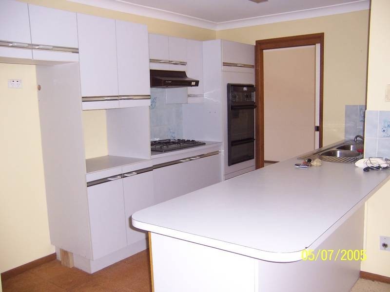 33 Park Road, Nowra NSW 2541