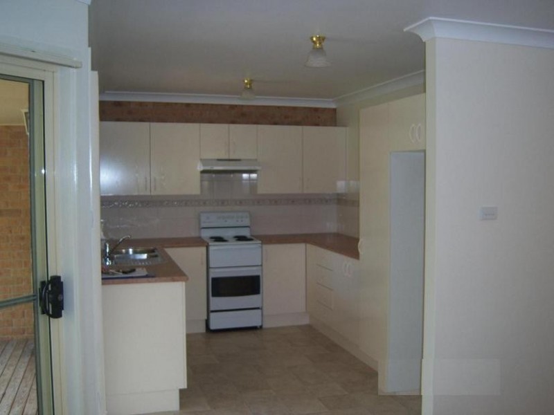 2/13 SouthStreet, Greenwell Point NSW 2540