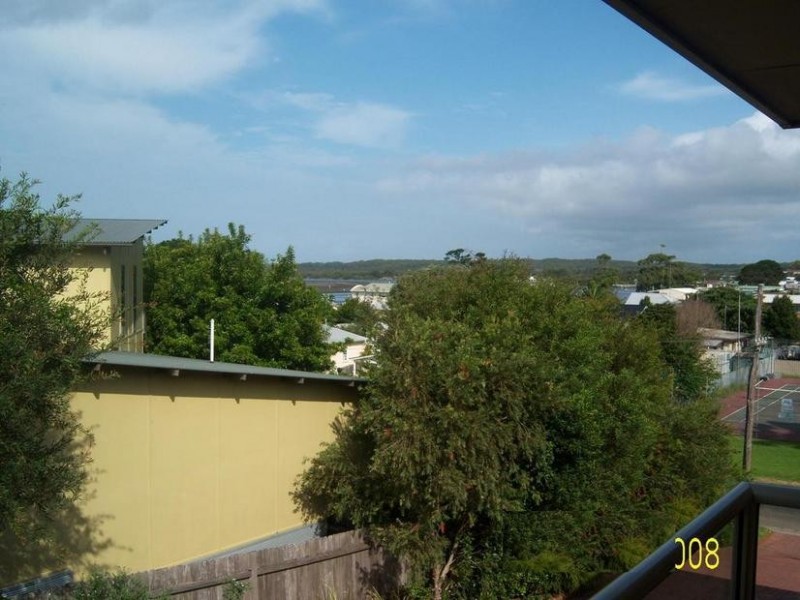 2/13 SouthStreet, Greenwell Point NSW 2540