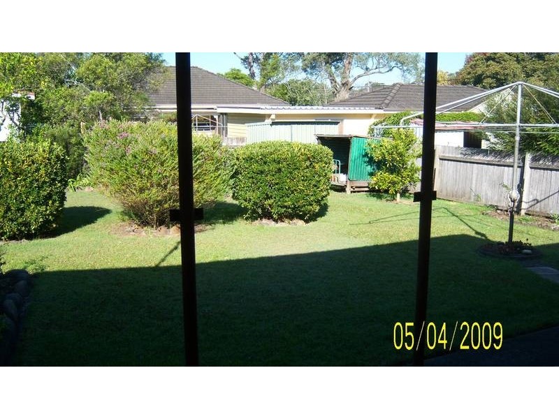 18 Lynburn Avenue, Bomaderry NSW 2541