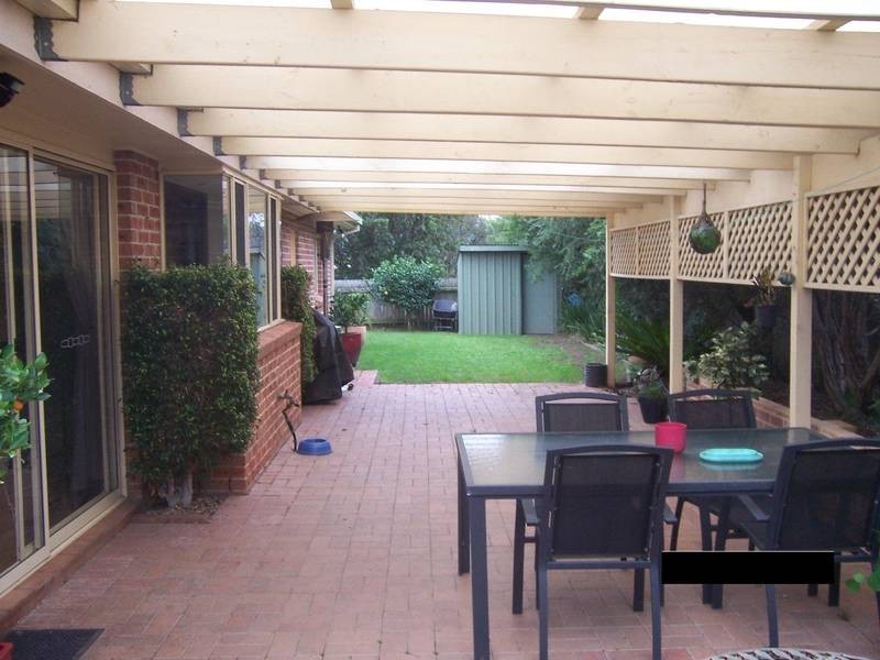 1 Chebec Close, Bomaderry NSW 2541