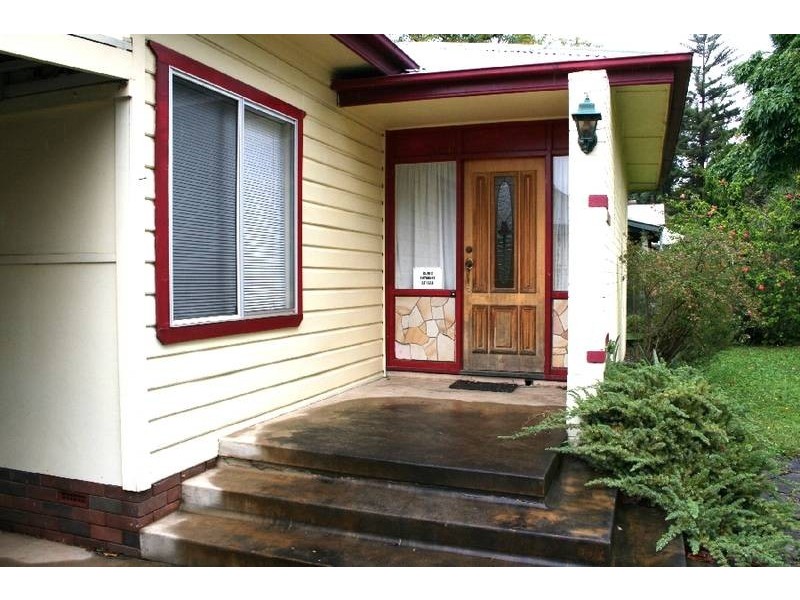 76 Bridge Road, Nowra NSW 2541