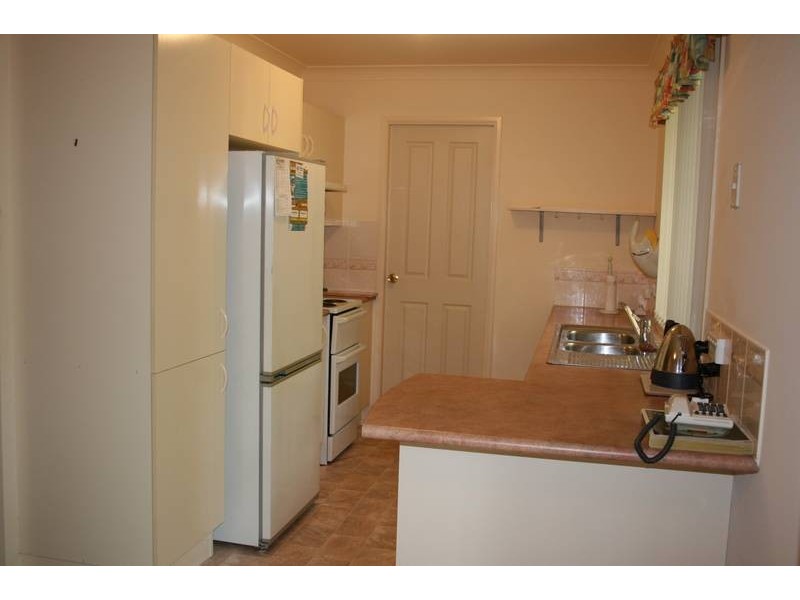 5/63 Brinawarr Street, Bomaderry NSW 2541