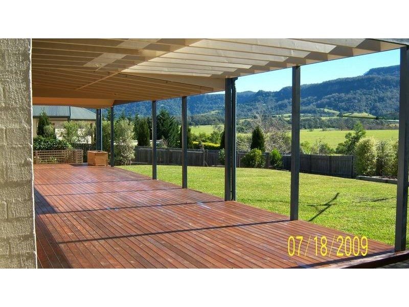 4 Lebene Grove, Cambewarra NSW 2540