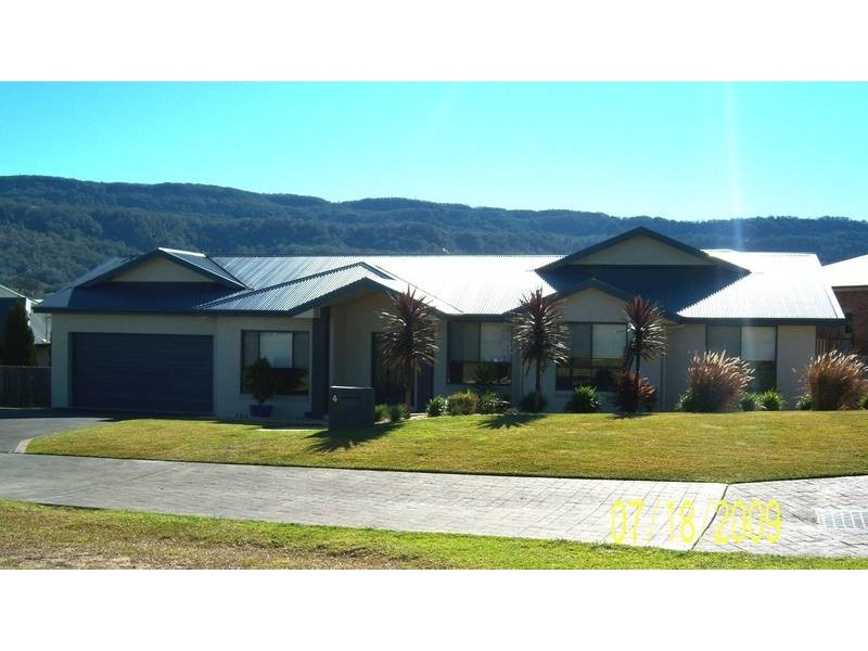 4 Lebene Grove, Cambewarra NSW 2540