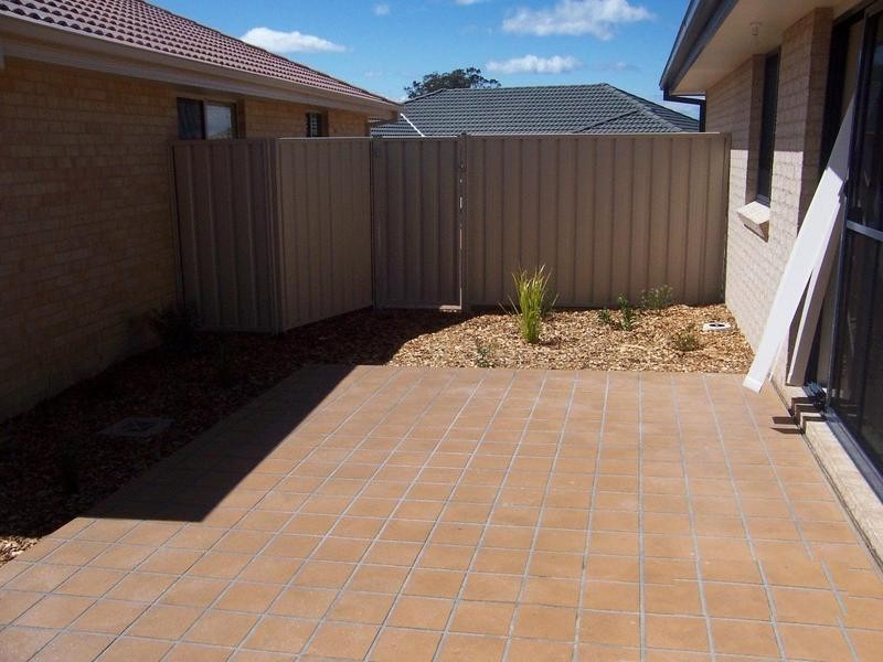 1/35 Sophia Road, Worrigee NSW 2540