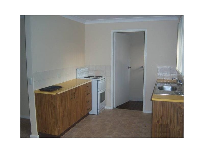 2/115 McMahons Road, North Nowra NSW 2541