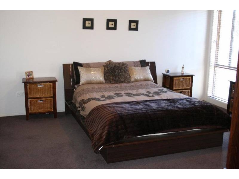 21 Carrington Park Drive, Nowra NSW 2541