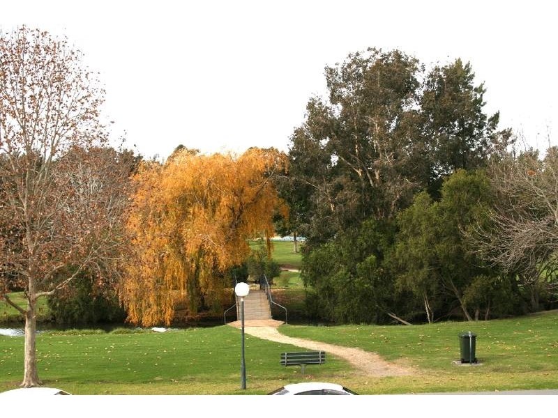 57 Graham Street, Nowra NSW 2541