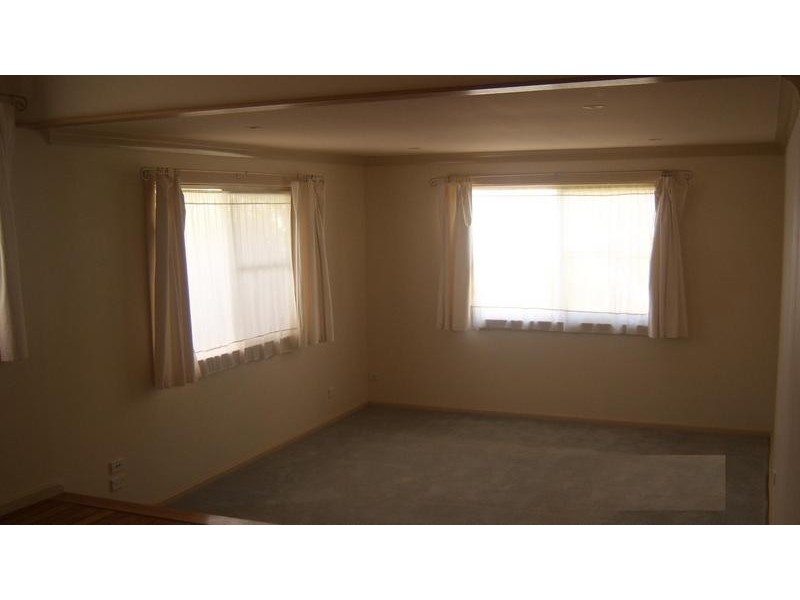 131 Berry Street, Nowra NSW 2541