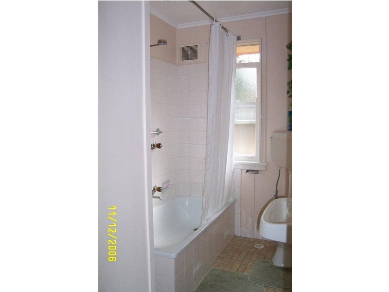 22 Seccombe Street, Nowra NSW 2541