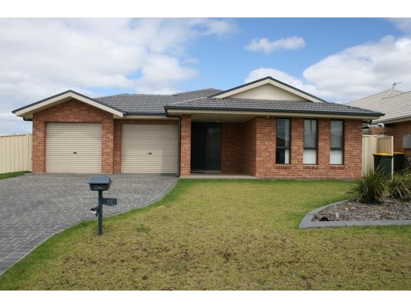 15 Golden Ash Close, Worrigee NSW 2540