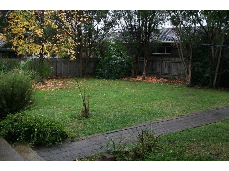 6 Amalfi Crescent, Nowra NSW 2541