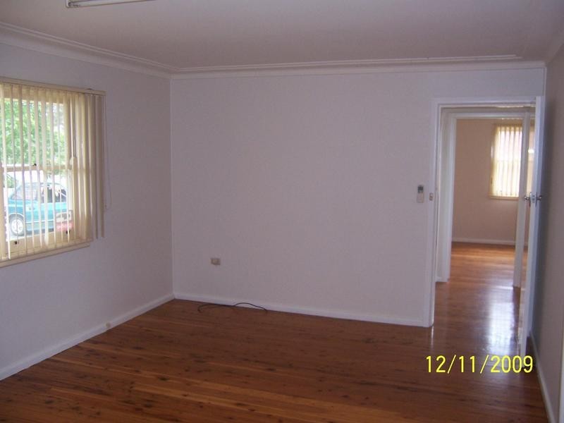 13 Centre Street, Nowra NSW 2541