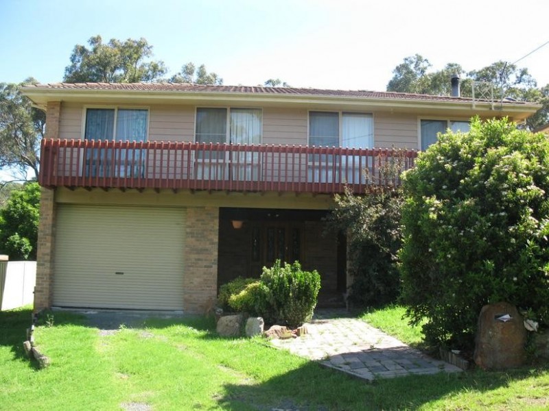 16 Ringbalin Crescent, Bomaderry NSW 2541