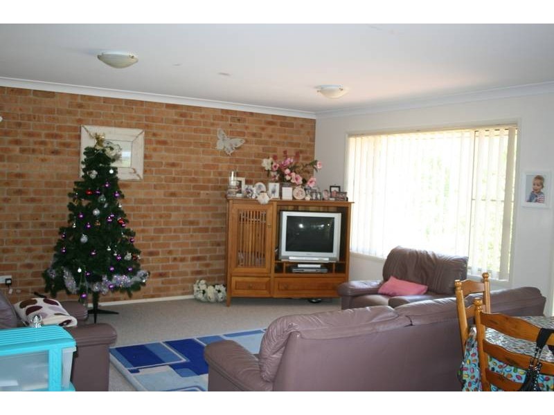 13 South Street, Greenwell Point NSW 2540