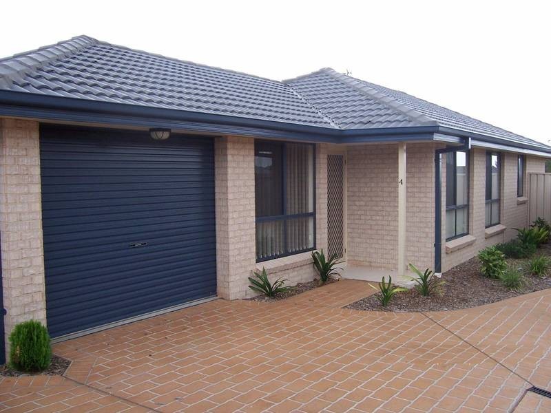 4/35 Sophia Road, Worrigee NSW 2540