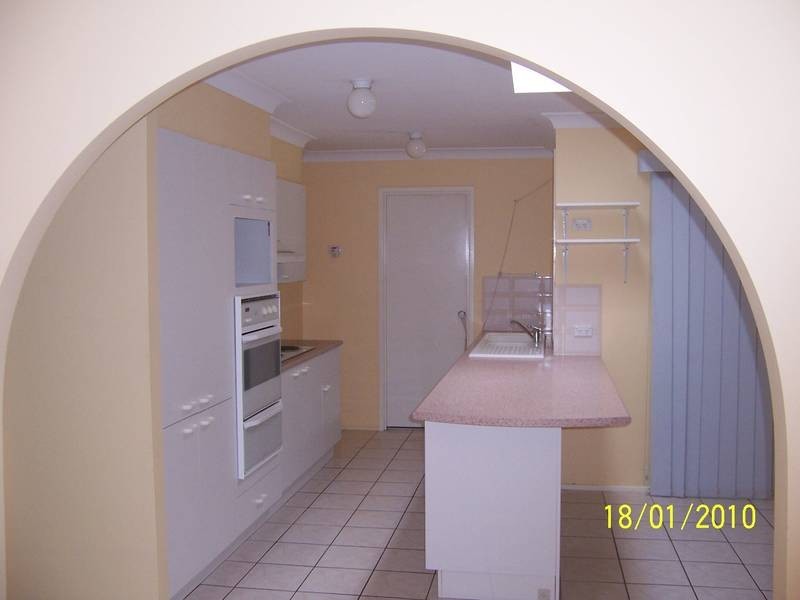 21 Robinia Way, Worrigee NSW 2540