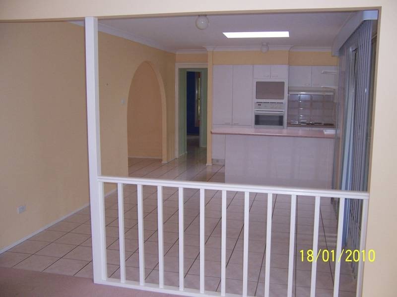 21 Robinia Way, Worrigee NSW 2540